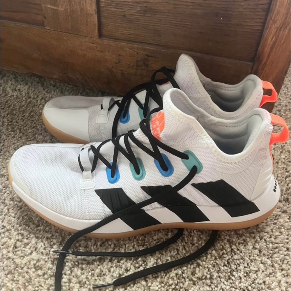 Adidas volleyball shoes W 11.5